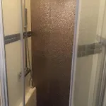 Modern Spacious Flat In Buda شقة