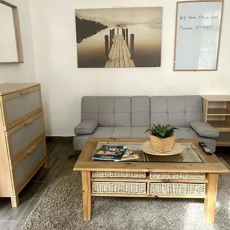 Modern Spacious Flat In Buda アパート *
